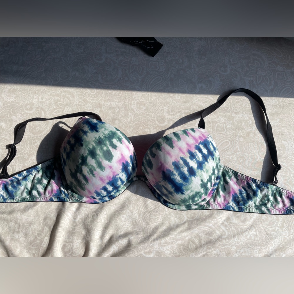 PINK Victoria secret bra